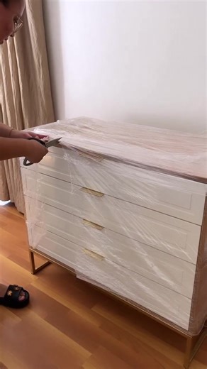 Delivering Modern Home Pedestals for Your Space