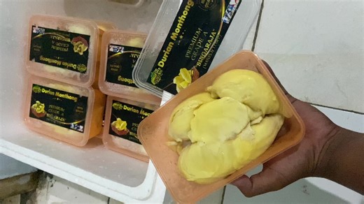 Exploring Durpas Monthong: The King of Durian