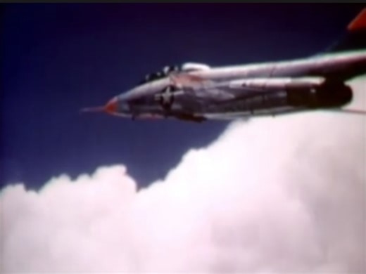 麦克唐纳F-101战斗机