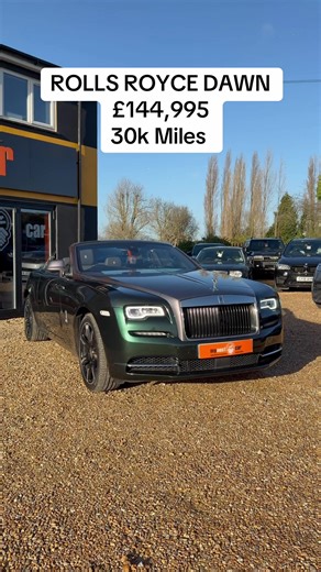 This 2016 Rolls-Royce Dawn comes with a full dealership history and has covered just 30,000 miles. It offers effortless V12 performance combined with timeless luxury. #rollsroyce #rollsroycedawn #dawn #luxurycar #cars