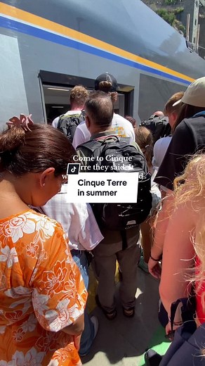 Avoiding the August Crowds in Cinque Terre: Tips for a Peaceful Visit