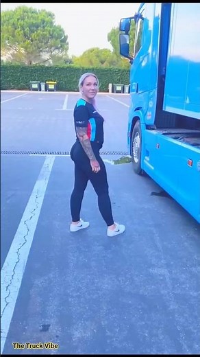 She Drives with Grace 💋🚛 | The Beautiful Lady Trucker You’ll Ever See 😍 🔥#ladytrucker #scaniatrucks