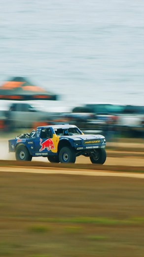 Bang 💥 • • @fox #ridefox 🦊 | Bryce Menzies