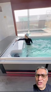 Esta piscina é simplesmente incrível com alguns recursos muito interessantes, como por exemplo uma correnteza para treinar o seu preparo físico 🏊🏊‍♀️🏊‍♂️ E você teria uma dessas na sua casa ? #tecnologia #esportes #natacao #piscina #curiosidades | Novidades