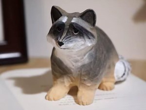 Hand Carved Raccoon Wooden Figurine Realistic Forest Animal Desk Decor Rustic Wildlife Sculpture - Etsy