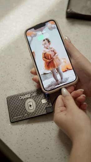 🔋 Small enough to fit in your pocket, yet powerful enough to keep your phone charged all day! With @aquavault ultra-slim phone charger, never run out of power on the go! 💪📱 Its compact size makes it the perfect travel companion for all your journeys and adventures! ⚡🌍 | AquaVault