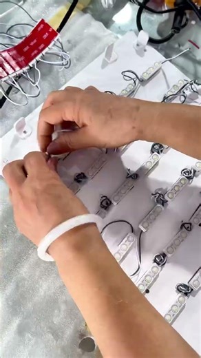 Light box assembly #看板 #ライトボックス #signage #ledsign #ledlights #signagedesign #customsigns #led #fyp