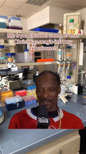 Biology With Ben on Instagram: "C’mon Saint Nick work overtime for me 🎅🏼🪄🧫 #science #stem #biochem #biomed #biology"