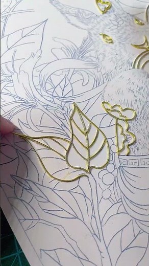 Watch This Leaf Come to Life With Cloisonné painting Art!