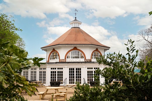 8 Best Restaurants in Greenwich to Dine Near the Thames