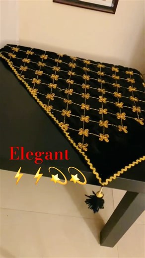 Festive Table Runner Décor | Table Styling Idea 🎉 #runner#ytshorts