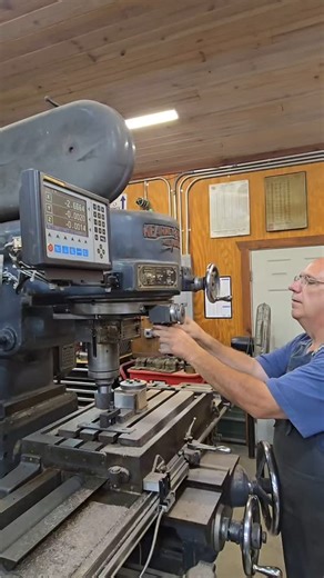 5.5K views · 2K reactions | Milling a "D-Shaped" slot in a bronze bearing that will be used in a steam engine. Because of the unusual shape, this is a perfect job for my Kearney & Trecker 2D Rotary Head Milling Machine. This was the manual machine that complex parts like this were made on before the days of CNC. #vintagemachinery #machinist #machineshop #manualmachinist #shoplife #kearneytrecker #steamlocomotive # | VintageMachinery.org | Facebook