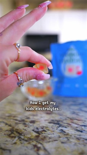 By far the EASIEST way to get electrolytes #electrolytes #electrolytegummies #momhack #dealsforyoudays #fulfilledbytiktok