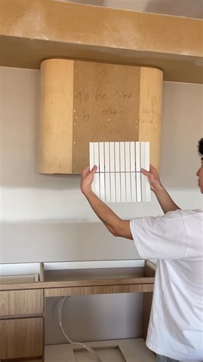 Sesame House by @prepwithpammy on Instagram: "How to make a statement with your kitchen design in your new build home. Too late to change now 😛 #kitchendesign #homedesign #kitchensplashback #tiledsplashback #kitkattile"