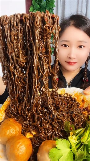 Fast Mukbang Spicy Noodles 🍜🔥 #mukbang #asmreating #shorts #foodvlog