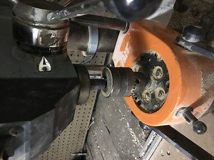 Delta 11-990 drill press. Chuck won't stay on?