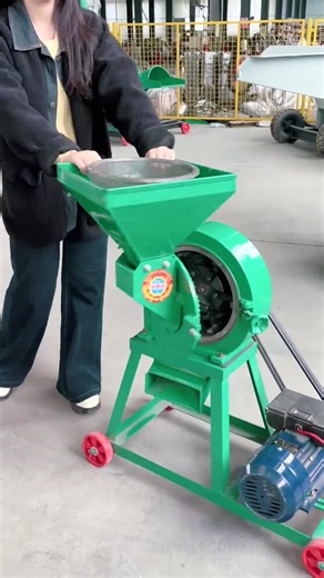 การผลิตอาหารสัตว์และเครื่องอัดเม็ด