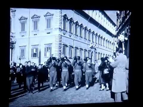 The White Sheik - Bersaglieri Italian Army Band Jogging in the Streets of Rome