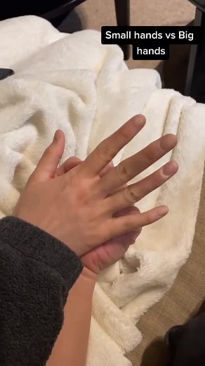 Hand Size Comparison: Big Hands vs Small Hands