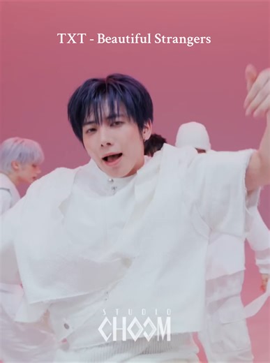 Studio Choom Original | TXT - Beautiful strangers #TXT #투모로우바이투게더 #studiochoom #kpopfyp #fyp