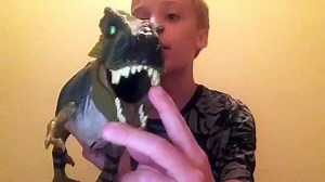 Jurassic Park The Lost World Bull T-Rex Toy Review!