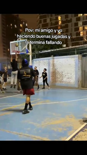 Que hubieran hecho ustedes?🤦 #duos #baloncesto #Basketball #perú #venezolanos #Lebron #curry #fyp #Viral #motivation #parati