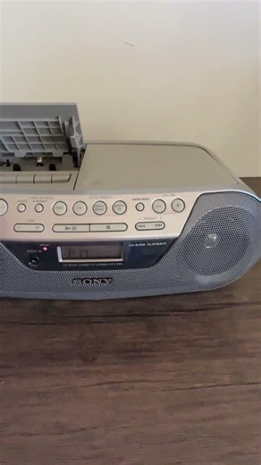 Sony CD Player Cassette AM/FM Radio Portable Stereo Compact Disc Boombox CFD-S05 #cdplayer #sony
