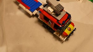 拼搭 Lego City 消防指挥车套装 60374 第 2 部分