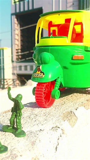 Army Toys Vs Auto 🚛💥 #shorts #army toys #auto toy #mini battle #soldiers toys