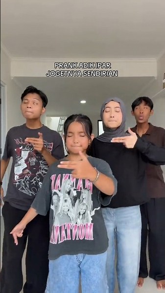 😱 ADAM MELIHAT KUNTILANAK #syifdam #lucu #hiburansegar #funny #fypシ゚viral #beranda #shortviral