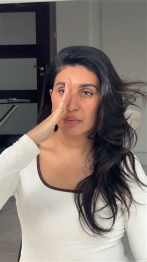 Dimple Amani® on Instagram: "Your face has lymph vessels that help move excess fluid through lymph nodes 💧 When you use light pressure and guide strokes toward the neck area, you’re supporting that natural pathway. Do this with Dimple Amani® Miracle Velvet Facial Oil to avoid friction and keep the massage slow, smooth, and effective. Thank us later! #facemassage #facialmassage #lymphaticdrainage #lymphatichealth #lymphaticsystem"