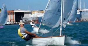 Dinghy '12, la vela oltre il tempo