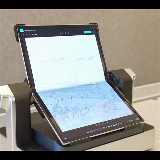 170K views · 620 reactions | Samsung Display CES 2025 展實力 ✅ 全球首款...