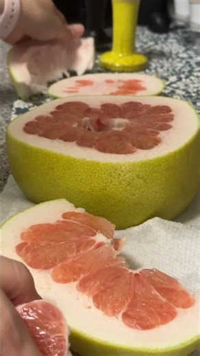 Easy way to peel pomelo
