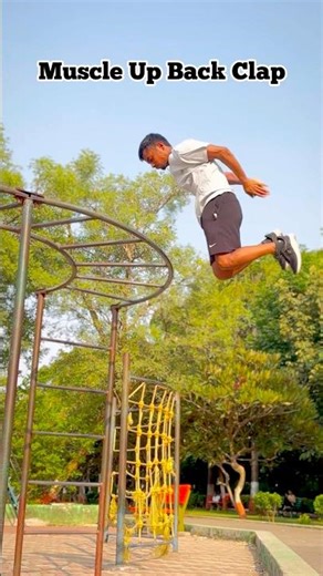 Muscle Up Back Clap #calisthenics #shorts