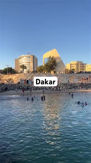 Dakar plage!#travel #loveyou #Sénégal #sénégalaise🇸🇳 #sénégalaise_tik_tok #Voyage #vacations #discover #africa #sn #afriquetiktok❤️❤️❤️❤️❤️ #videoviral #dakar #city #beachvibes