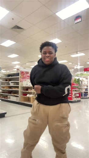 Guess who’s back in target😏