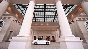 6.9K reactions · 1.1K shares | ITC Royal Bengal, Kolkata – Now Open Reserve the exclusive introductory offer & avail INR 1000 hotel credit per night, signature breakfast, 25% savings on spa & 2x green points for #ClubITC members on the 1st stay & more. To explore & book, visit https://bit.ly/2IpKZ70. T&Cs apply | ITC Hotels | Facebook