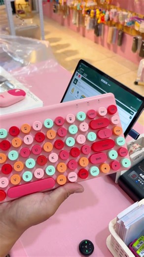 Unboxing keyborad #keyborad #keyboardandmousesetup #unboxing #aksesoris #keyboardwireless