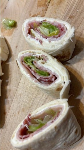 Crème Cheese ITALIAN PINWHEELS🇮🇹 #italian #pinwheels #food #cooking #kitchen #recipe #myfavorite