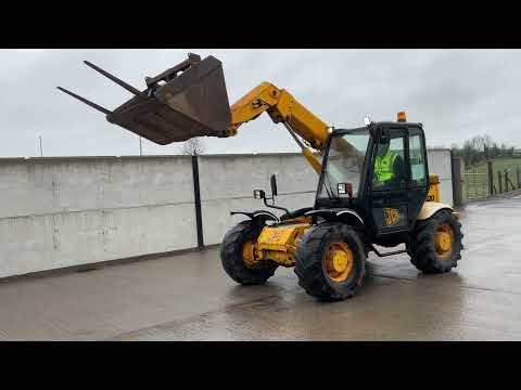 JCB 520-50 5m telescopic forklift