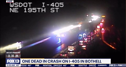 1 killed in crash on I-405 in Bothell, WA