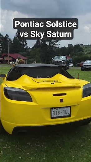 Pontiac Solstice vs Sky Saturn