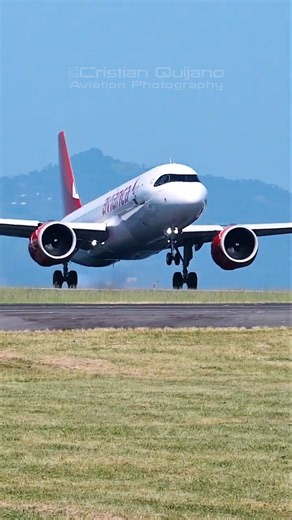 Always nice to see those big engines - Airbus A320Neo #airbus #aviation