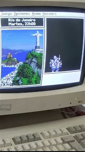 What a rush when you manage to catch the thief in the Carmen Sandiego game #retrogaming