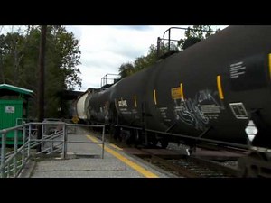 CSX Q438-20 EB with Nice K5HL and Friendly engineer at St Denis 10/21/11