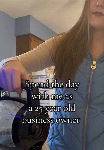 1st day back in the office is going smoothly lol ✨🤷🏼‍♀️❤️ #smallbusiness #smallbusinesscheck #2026smallbusiness