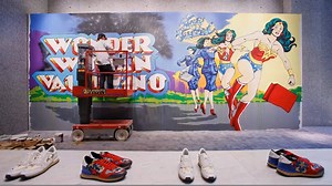 10K views · 564 reactions | If in #NewYork make sure to check out the artwork by street artist Solo at our 5th Avenue Flagship Store. The giant mural, dedicated to the new #WonderWomanValentino collection, will be on view till Tuesday 26th April. www.valentino.com | Valentino | Facebook