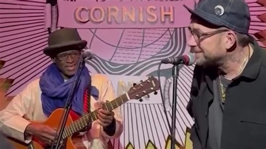 Iconic 90s rockstar 'blows away' fans with surprise appearance in remote UK town