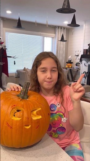 Be Kind with Words 🎃💛 | Sierra Learns to Say Sorry